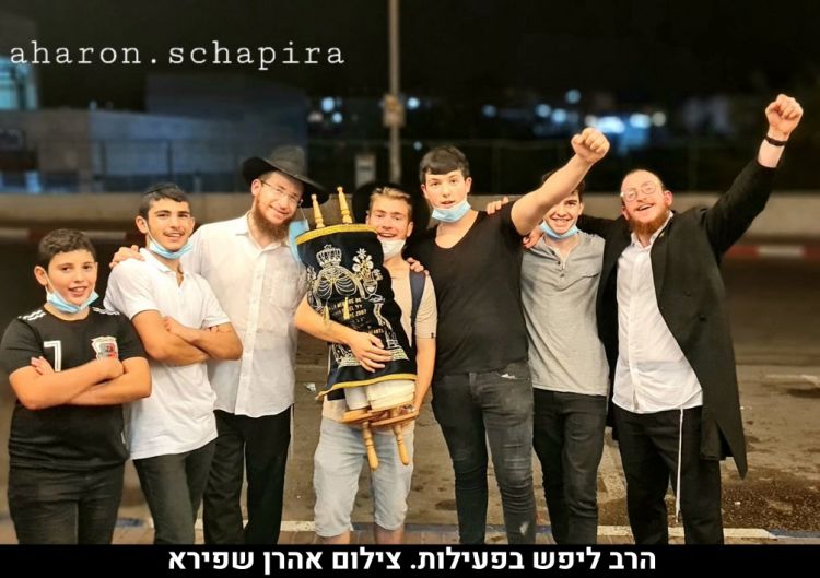כל אחד שליח, כל אחד יכול