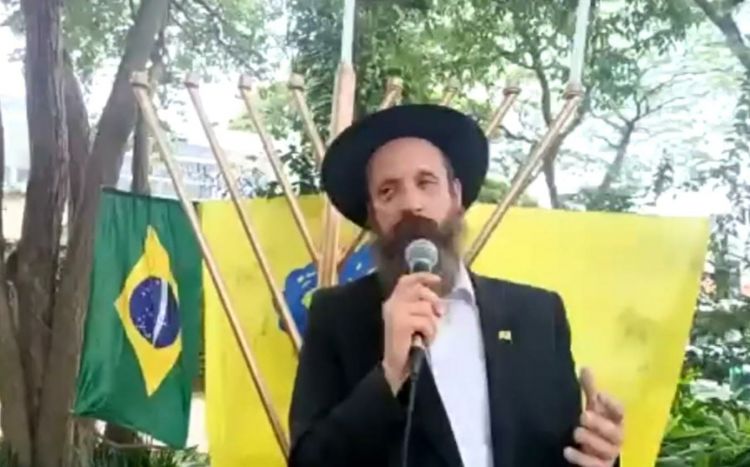 למעלה מאלף איש בחנוכה לייב תשפ"ג