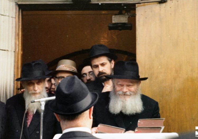 רק עם ההוראות של מלך המשיח