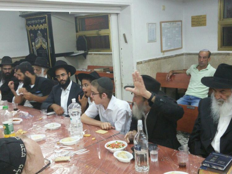 הרב מיכאל מישולובין בשיכון חב"ד לוד