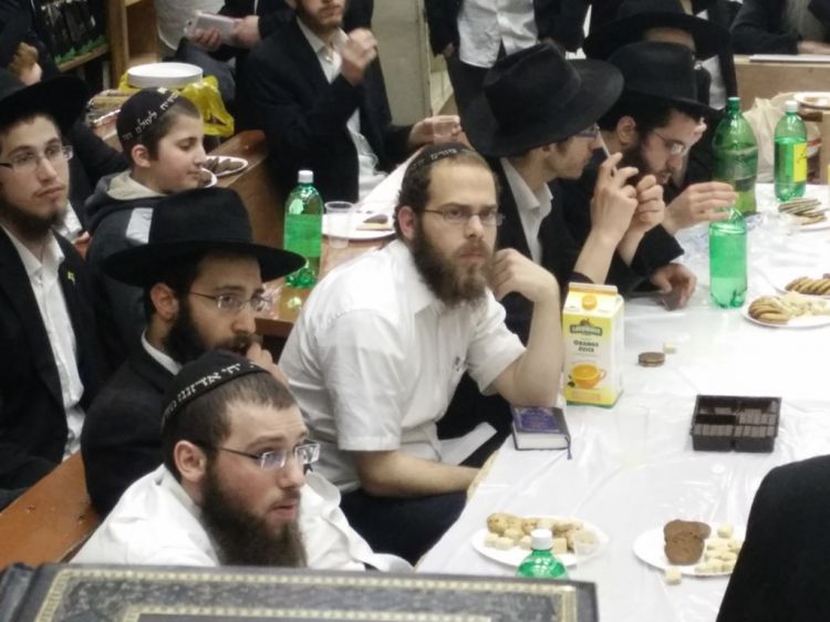 הקשר בין קידוש החודש לרבי שליט"א מלך המשיח