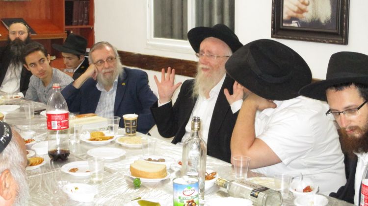 אבי טאוב סיפר על התמונה הראשונה שעוררה סערה פוליטית