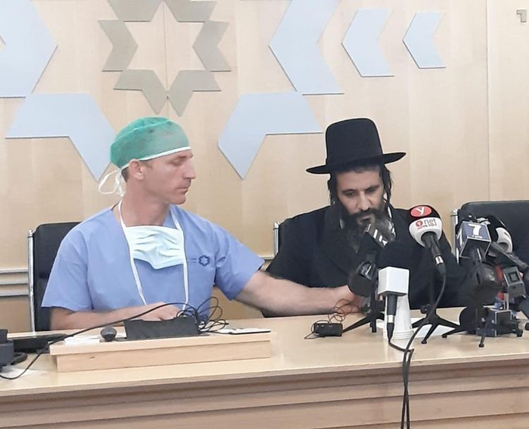 האברך שנדקר בעיר העתיקה שוחרר מבית הרפואה 