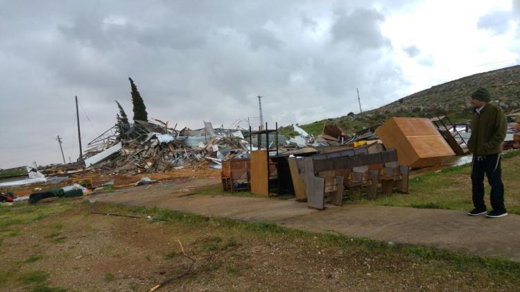 צה"ל ימשיך להרוס מאחזים יהודים