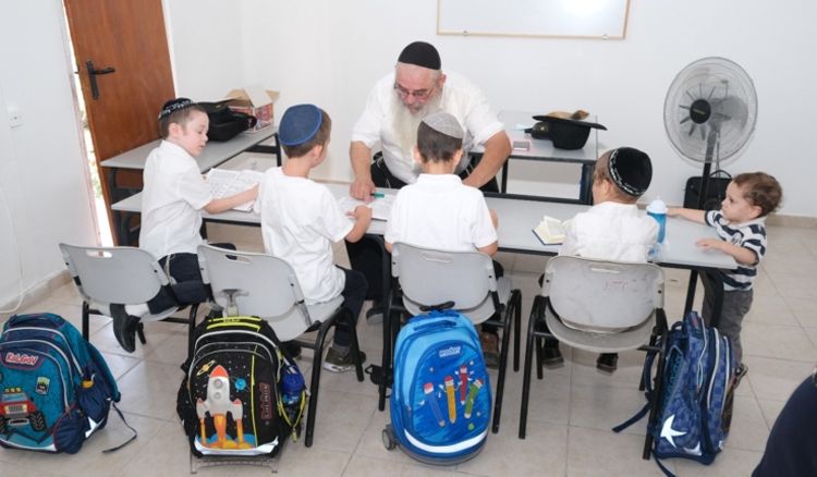 מערכת החינוך פותחת שנה, כשפניה לשינוי אדיר ביכולת הלמידה