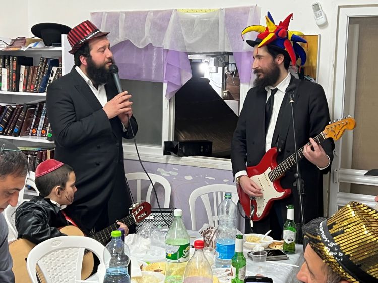 חודש גדוש שמחה בנתניה