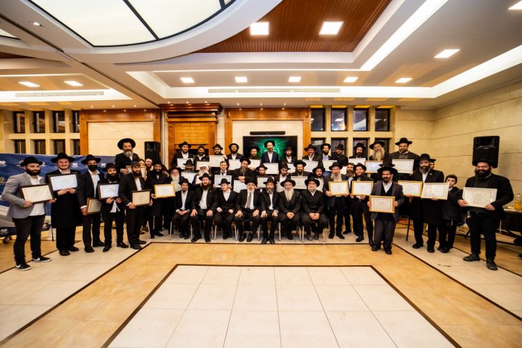 באירוע מרגש: קיימו וקיבלו את ה'סמיכה' עליהם