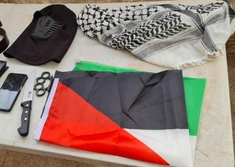 מחבל נתפס עם סכין בכניסה להר הבית