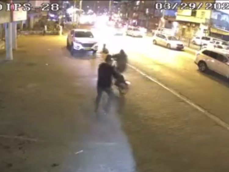 הניסים נחשפים: רוכב האופניים שניצל ממוות