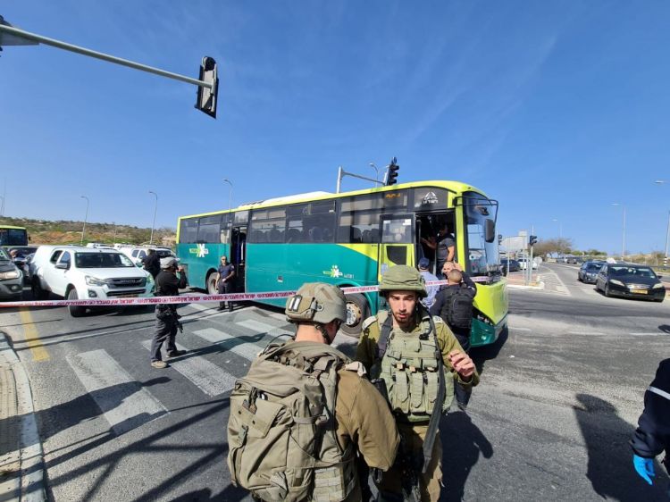 צומת נווה דניאל: פצוע בפיגוע דקירה