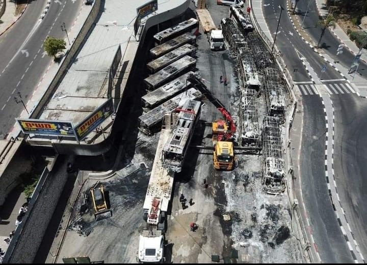 מאירים את החצי התחתון