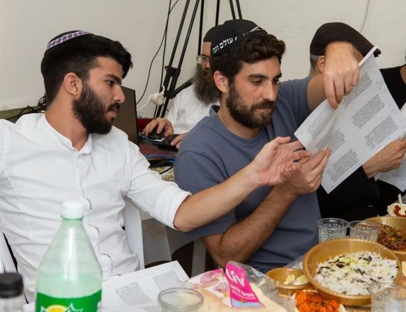 הישיבה שהופכת צעירים למנהיגים וחוצה גבולות