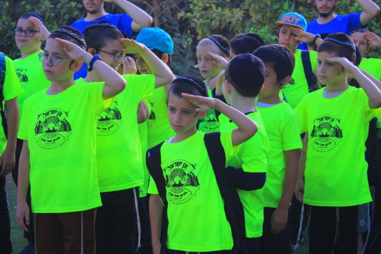 נחתמו יומיים סוערים של מלחמת ופרצת בדיי קעמפ 'לגיון של מלך'