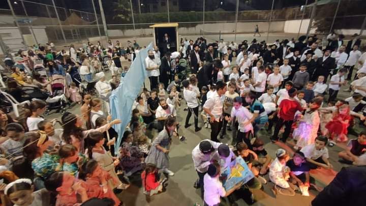 עתלית: אחדות מופלאה בשמחת בית השואבה 