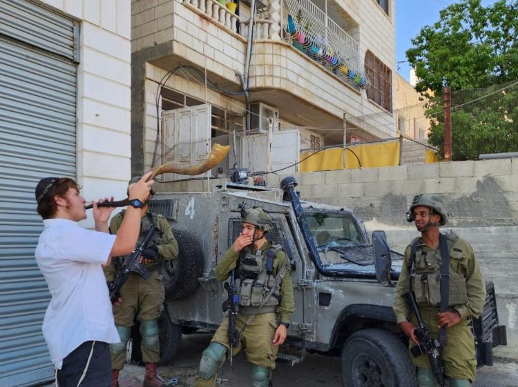תקיעת שופר גם בחווארה