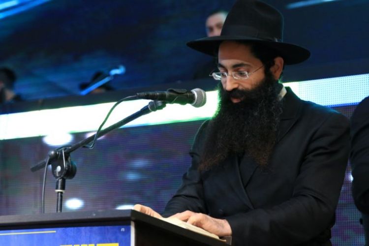 להשתמש במשקפיים של הרבי
