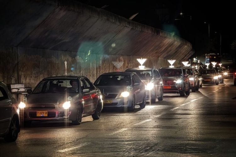 צפת: שיירת האור הארוכה בישראל