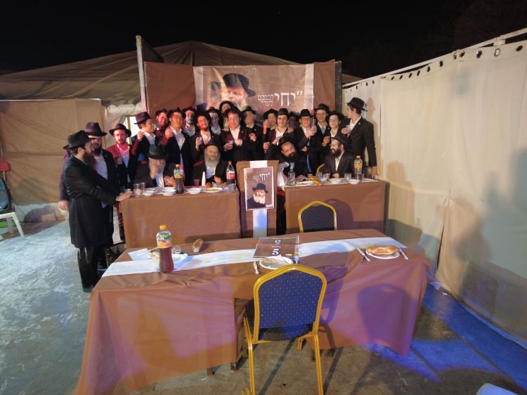 תות"ל הוד השרון : המשקה הנדיר חולק בבבנקעט יחודי