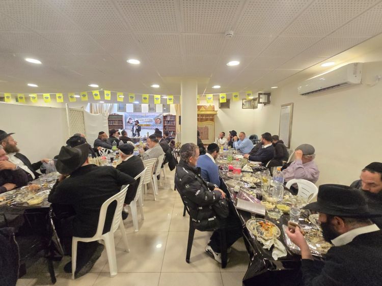 התוועדות י"ט כסלו בשכונת גילה א' בירושלים