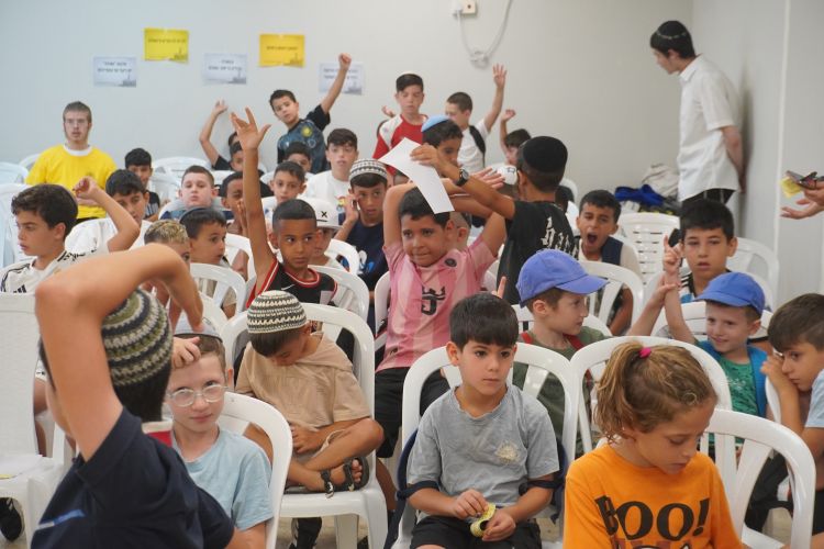 מלחמת ופרצת סוערת בקייטנת יהדודס חדרה!
