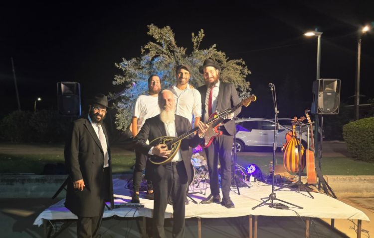 מופע סליחות עם חב"ד בגלבוע