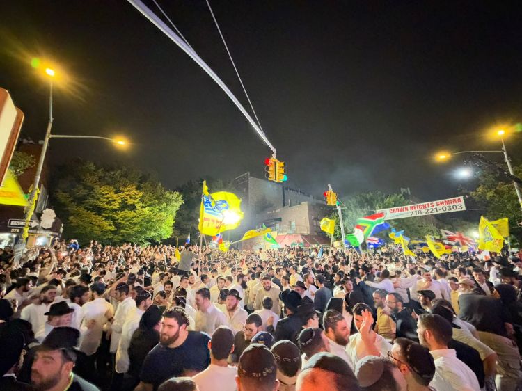 שמחת בית השואבה ברחובה של עיר • גלריה