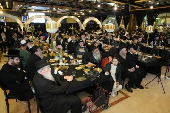 ומלכותו ברצון קיבלו עליהם: ההתוועדות המרכזית לרגל י' שבט