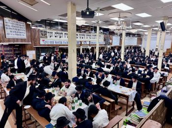 85 שנה: ב770 ציינו את יום הבהיר בהתוועדות חסידית