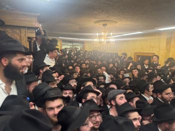 כבנים אצל אביהם: תיעוד מברכת הבנים