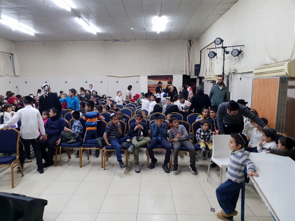 קרית גת: הצלחה לכינוס ילדים ענק לכבוד חג הגאולה י"ט כסלו