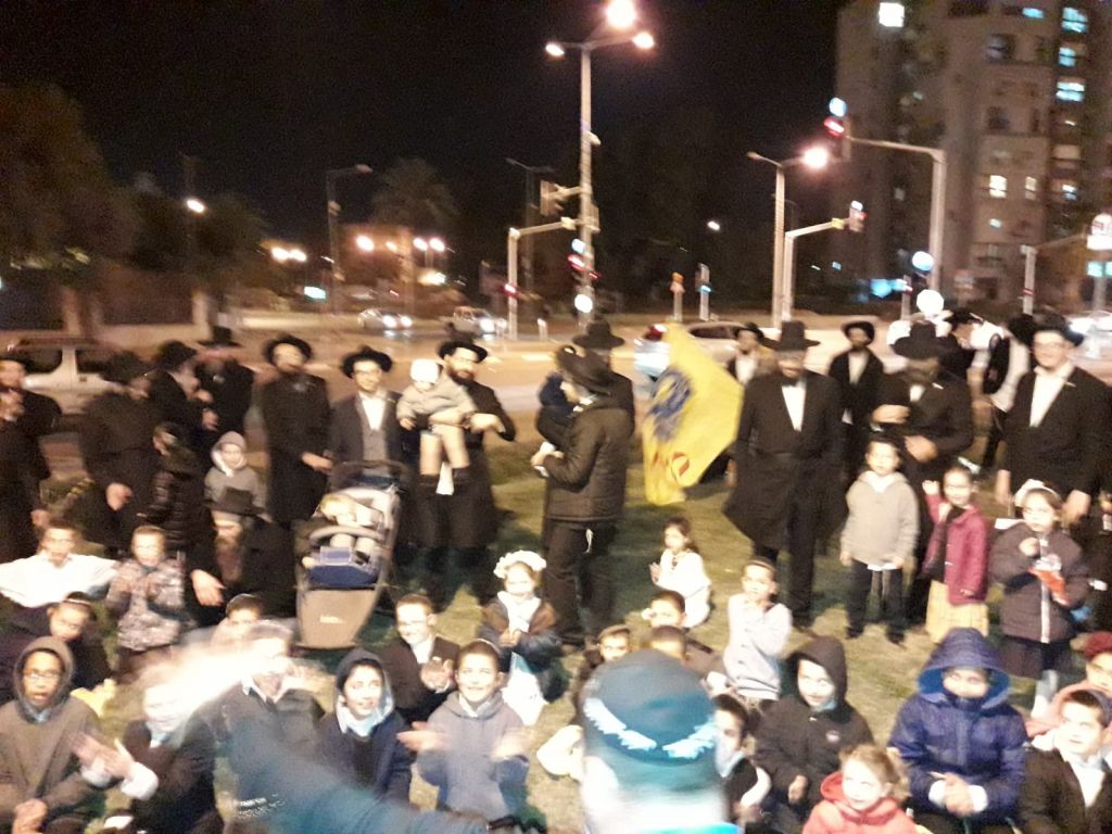 קידוש לבנה ענק ברחובה של באר שבע
