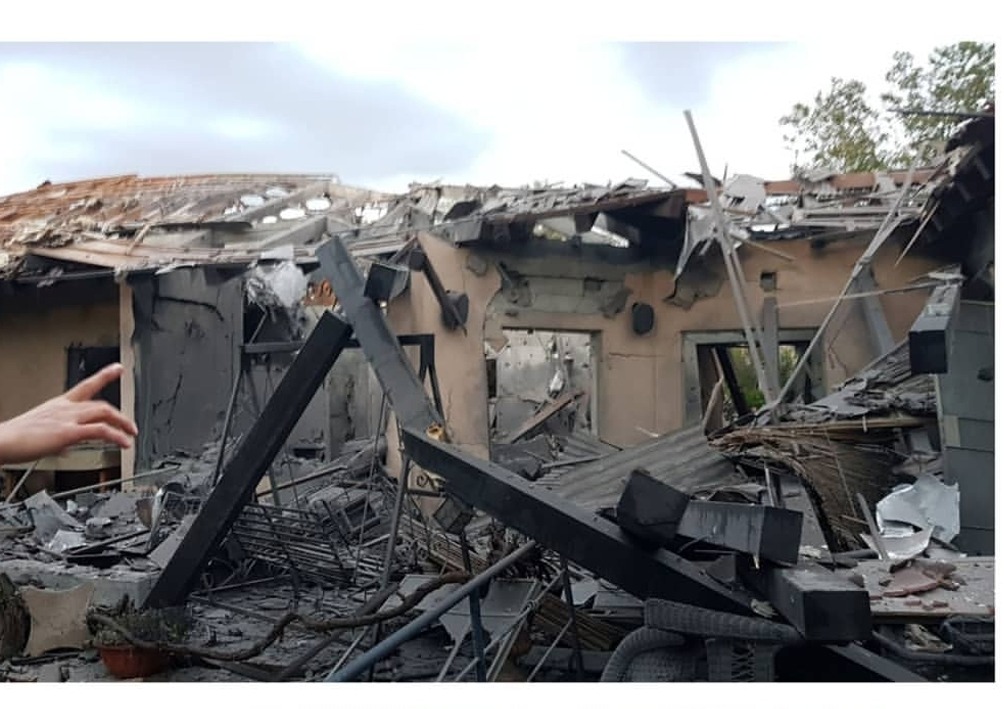 פגיעה ישירה