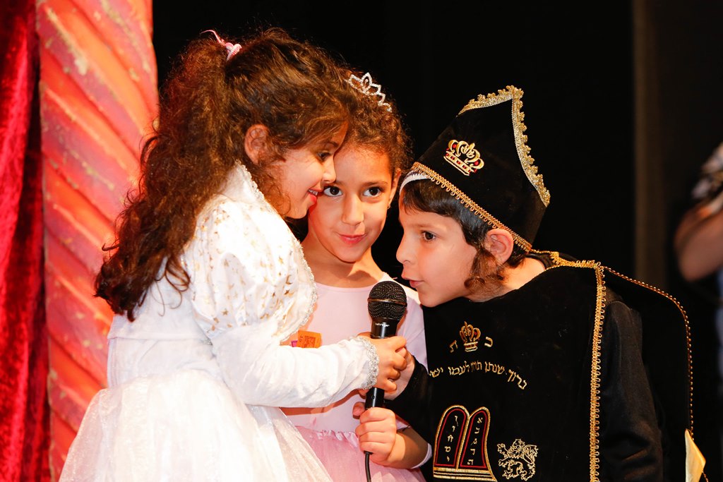 מאות ילדי צבאות ה' בכינוס בבת ים