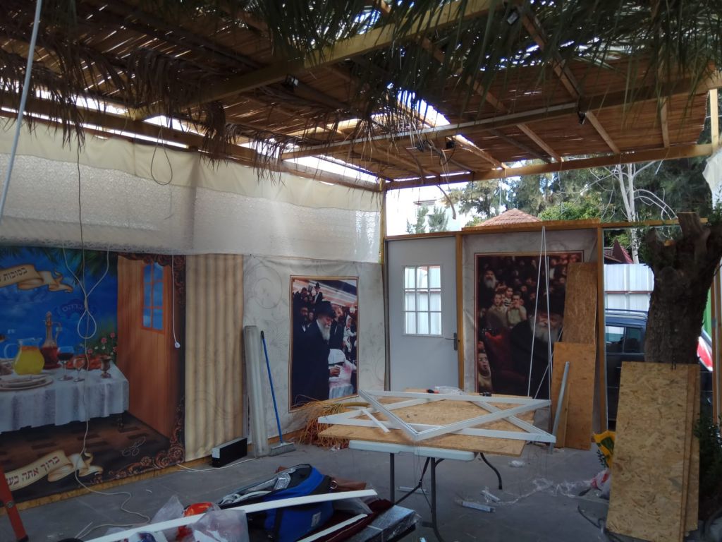 סוכת הגאולה ברעננה פתוחה לכל