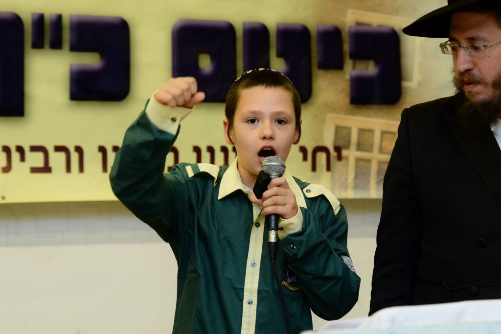 להמשיך את הרגעים הנעלים מ-770