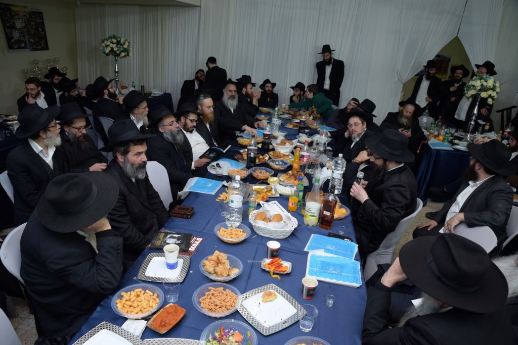 ברוב פאר והדר: ערב השקה ופארברענגען מלכותי ב'ממש'