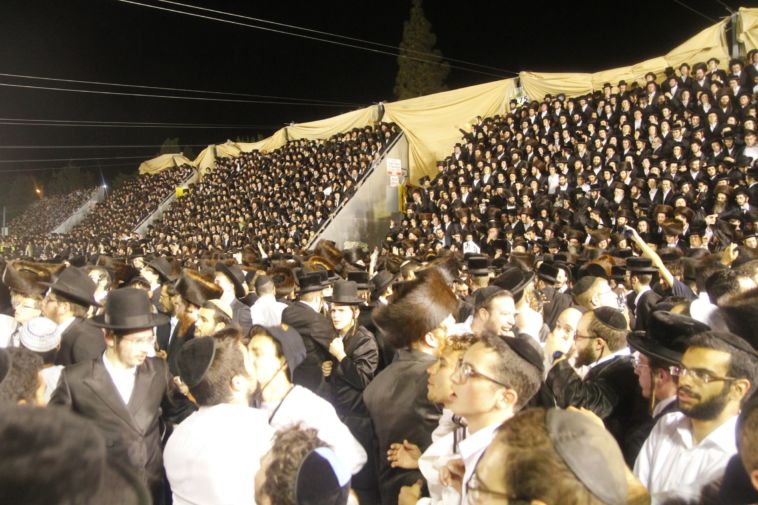מאות אלפי חוגגים במירון