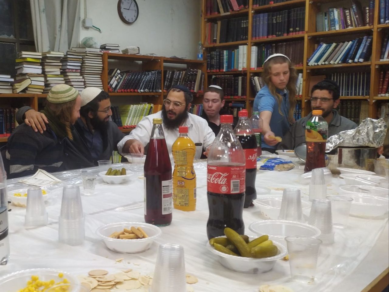 יד בנימין: תלמידי הישיבות התוועדו עם הרב גיא מלכה