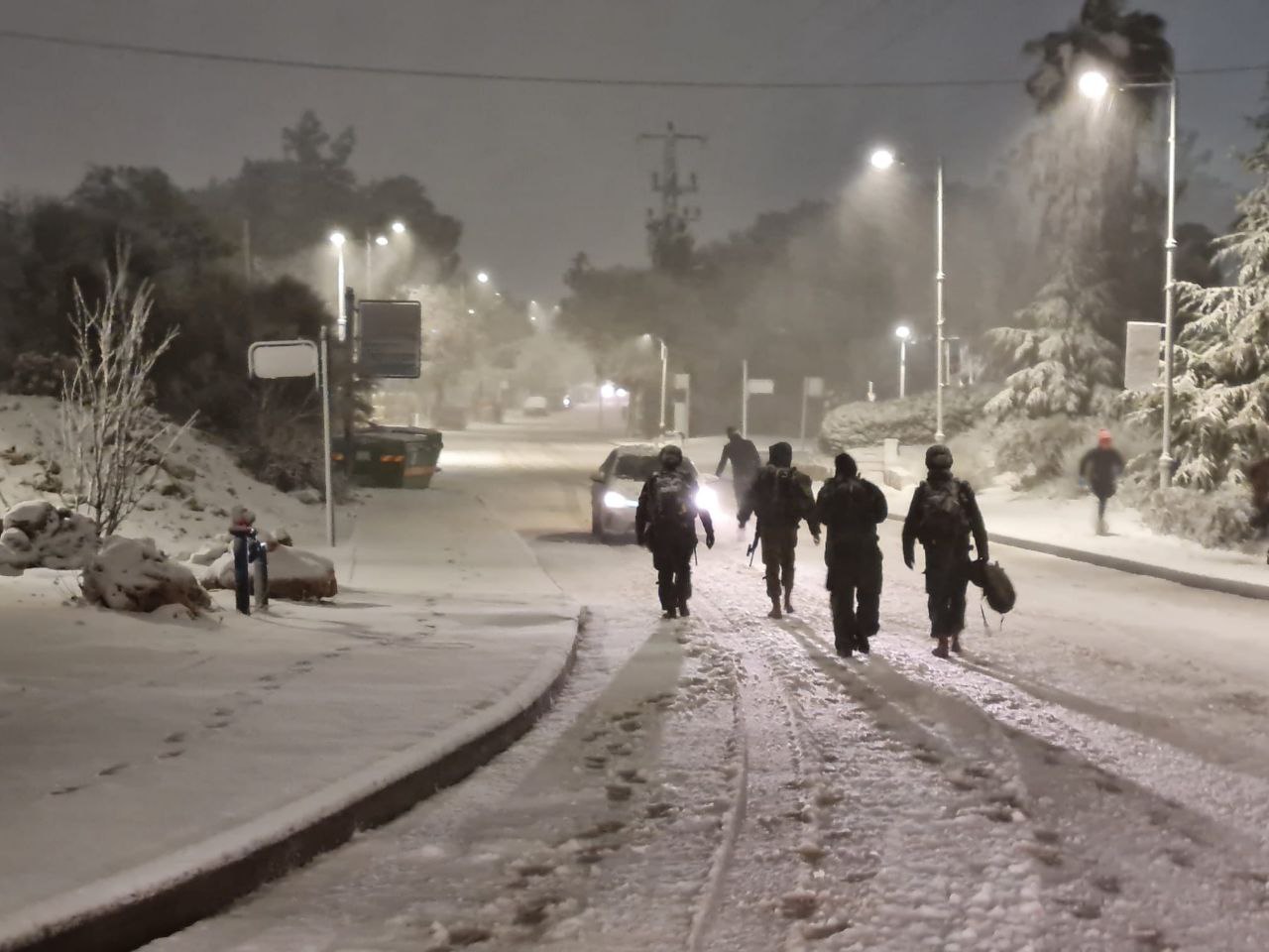 סופת אלפיס: השלג החל לרדת | מתעדכן