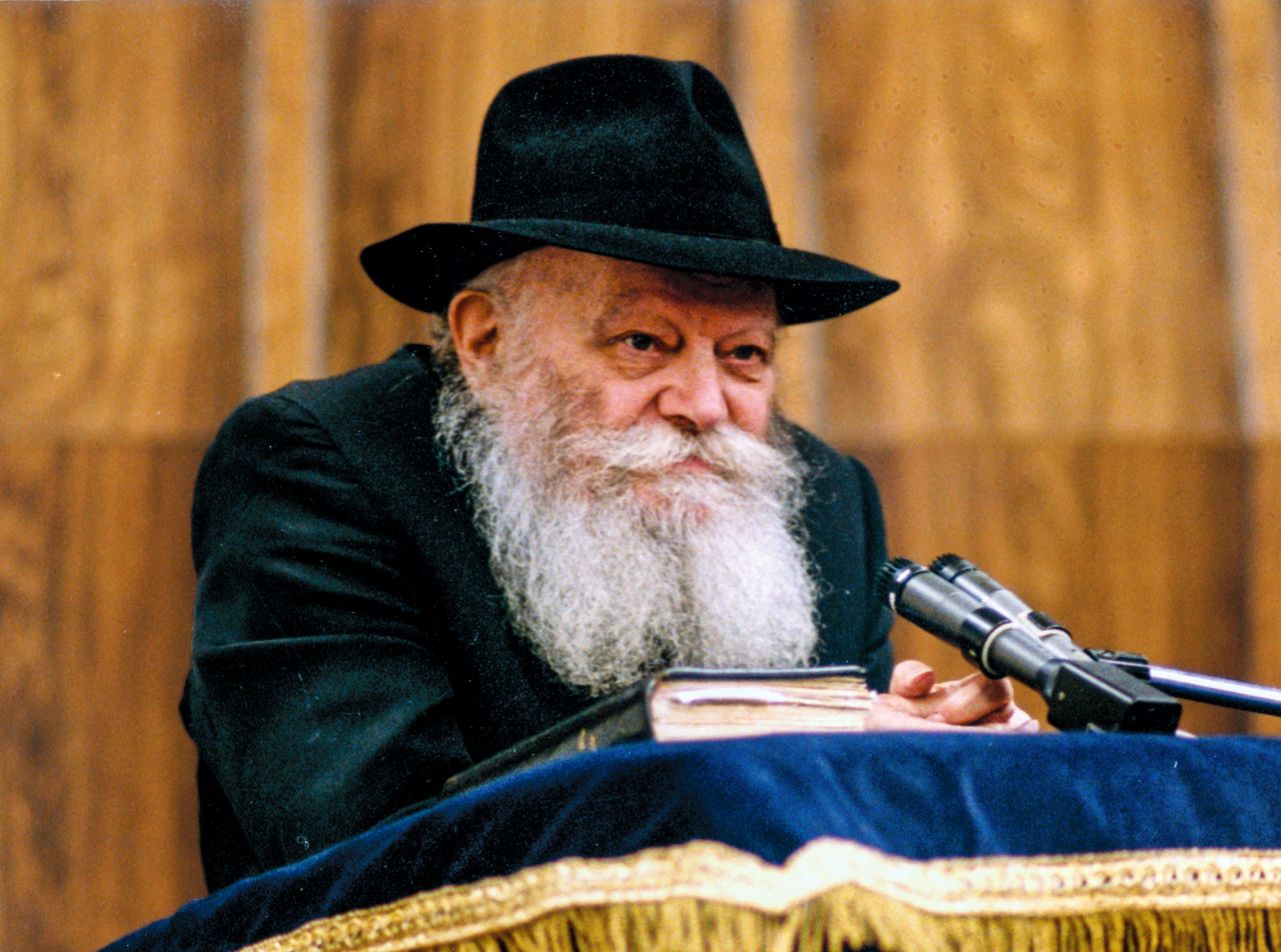 הערב בבת ים: מתוועדים ומטכסים עצה