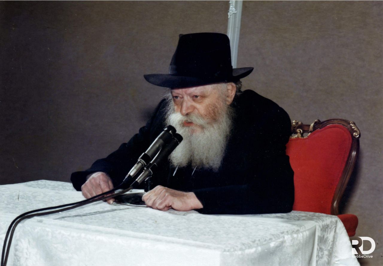 רק אחד יכול האיש שסוחף את העם כולו