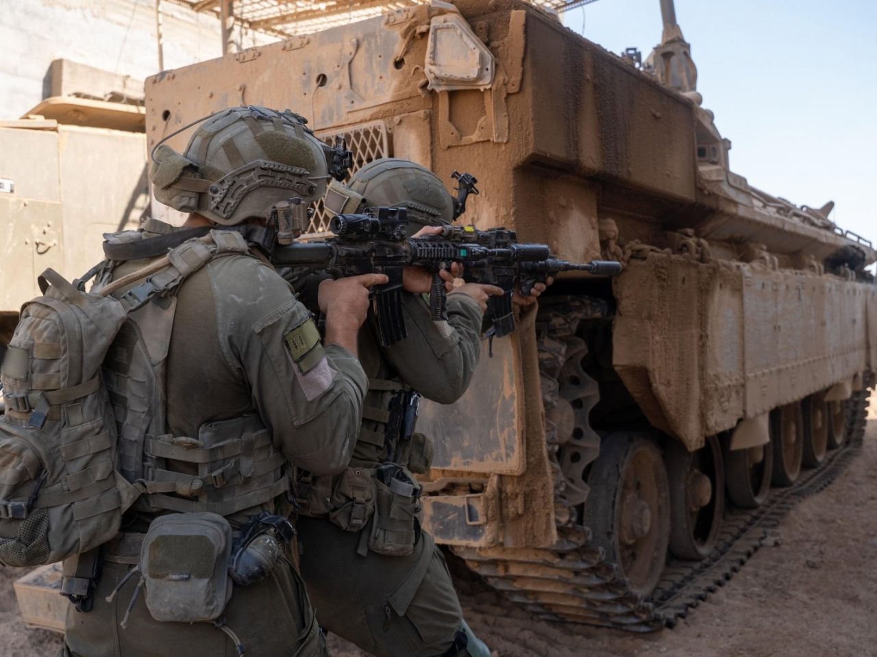 צה"ל מתקדם בפאתי עזה ומתכונן למוטט את חמאס