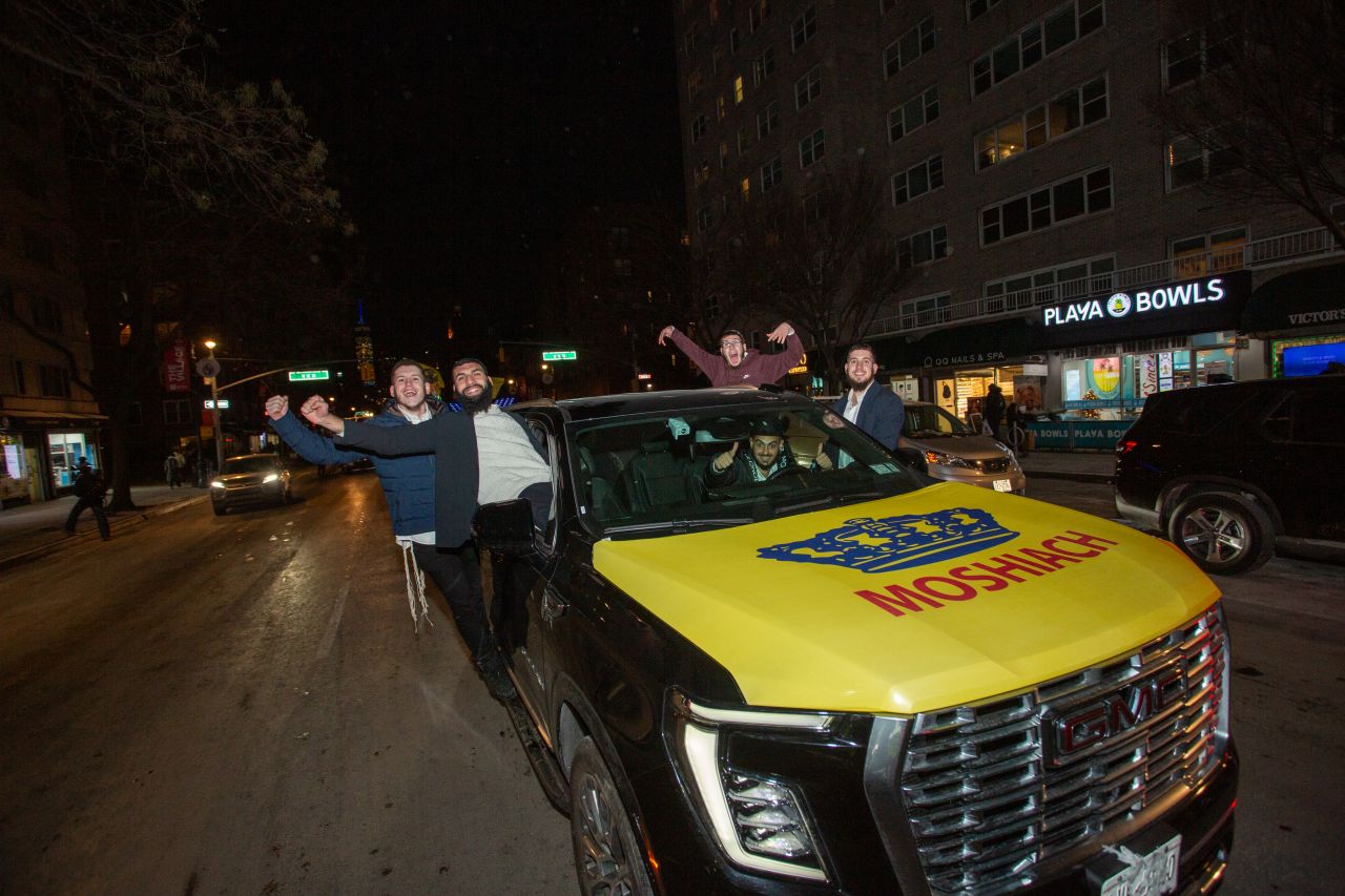 גלרית ענק: שיירת הגאולה האירה את ניו יורק