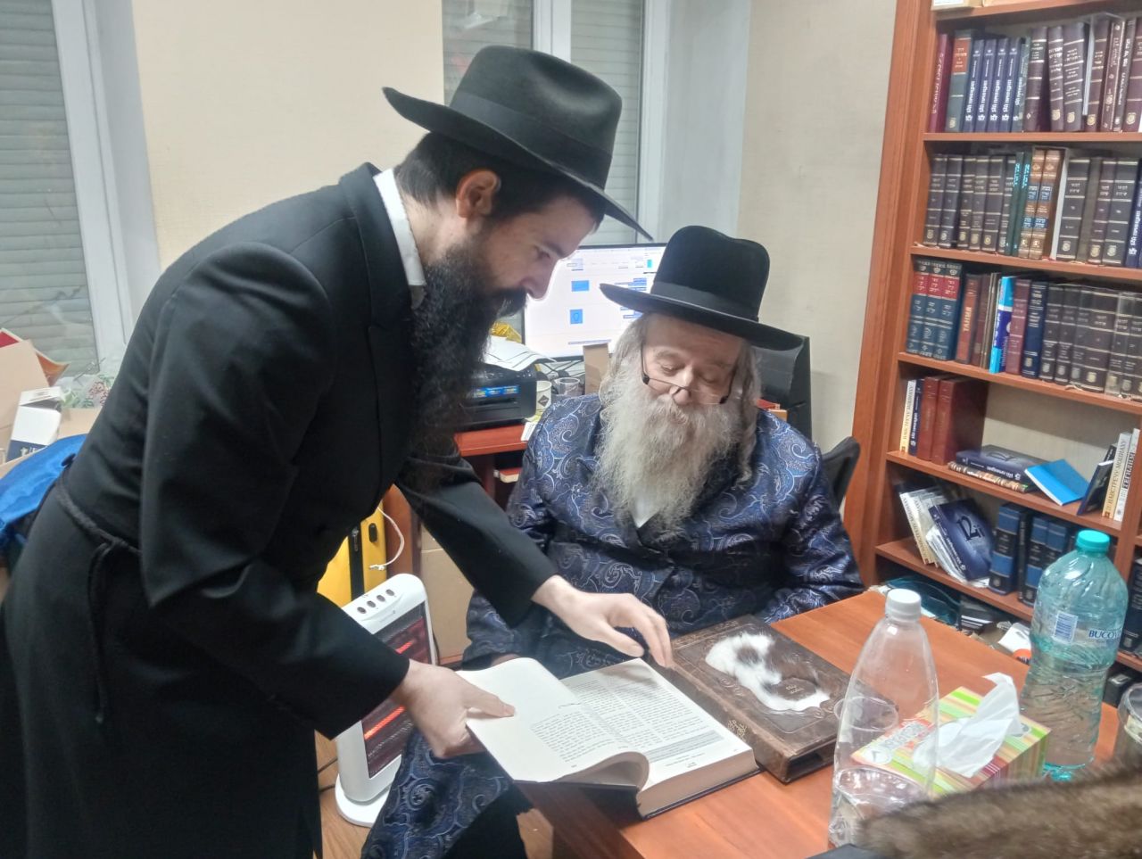 מולדובה: האדמו"ר מקוז'ניץ בביקור אצל הרב הראשי