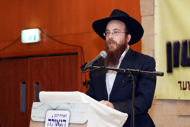 האזינו: ההורים ל21 ילדים מכפ''ח שגם אימצו והצילו נפשות בישראל