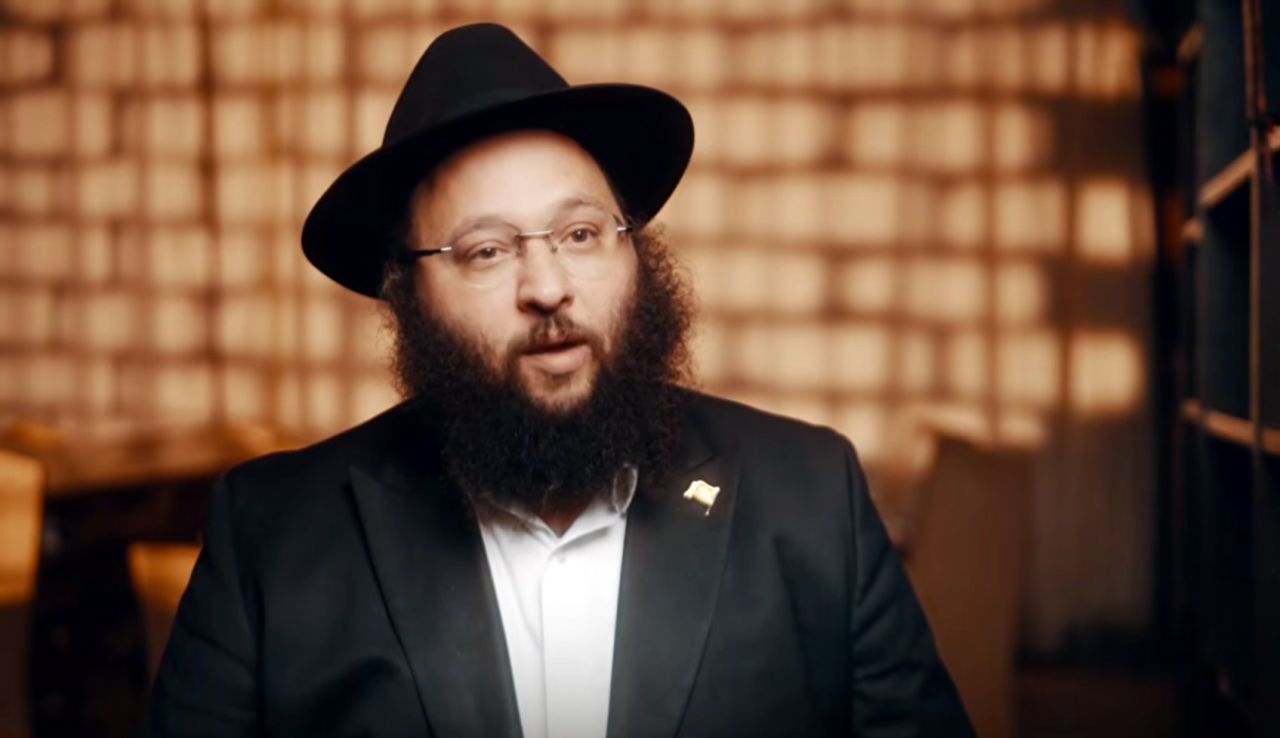 התינוק שנולד והיה במשך 14 דקות ללא דופק ונשימה