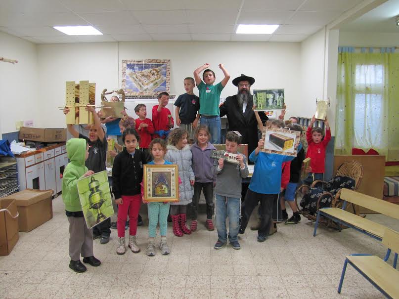 המשכן וכליו גם לילדי הקיבוצים