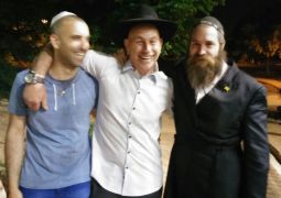 חתונה כדת משה וישראל לזוג מתקרבים בכפר יונה