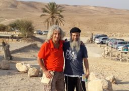 פסטיבל אור בכפר הנוקדים המדברי