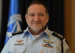 חשיפת 'כלכליסט': המשטרה פורצת לפלאפונים ללא אישור